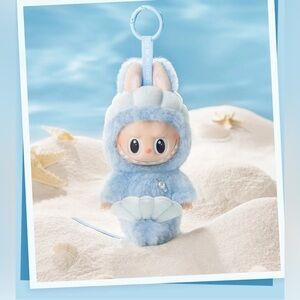 LABUBU - LIMITED EDITION - HIDE AND SEEK IN SINGAPORE SERIES-Vinyl Plush Pendant
